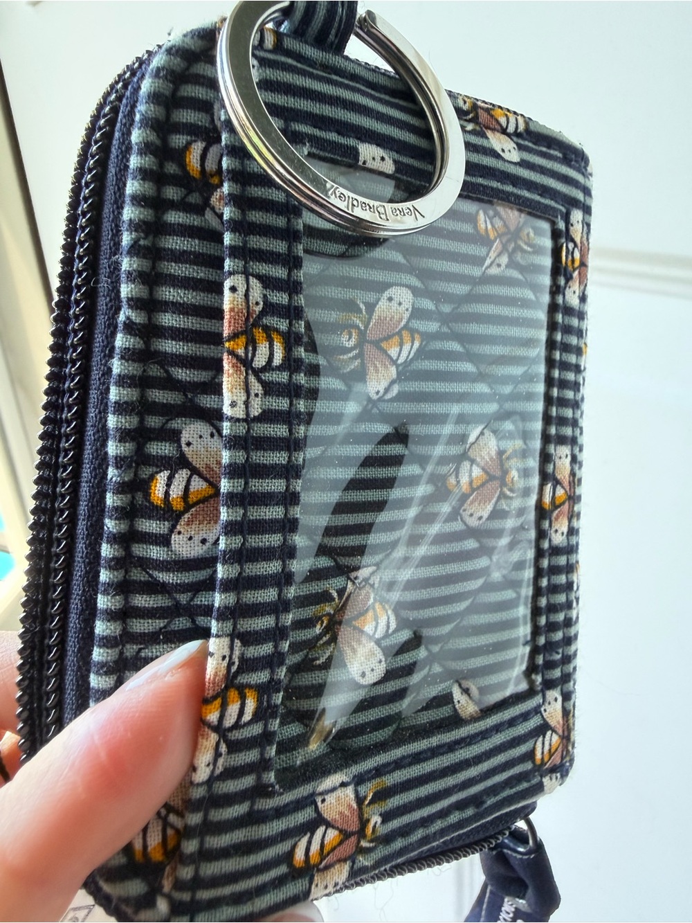 Vera Bradley RFID Petite Zip Around Wallet in “Bees Navy”. - Picture 4 of 6